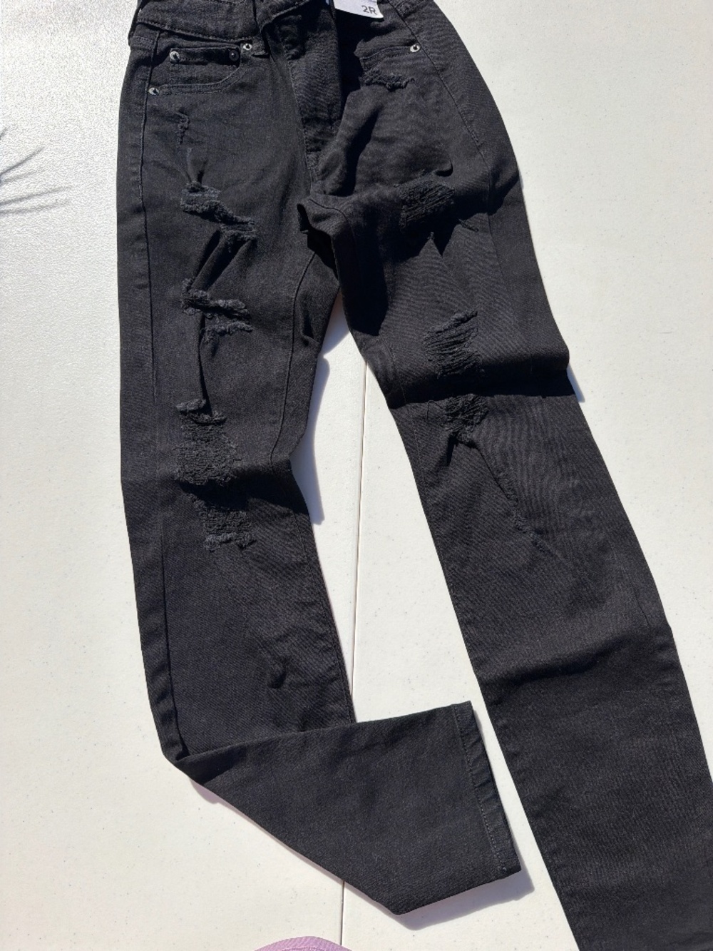 Aeropostale black high-waisted ripped jeans size 2R #highwaisted #ripped Jegging
